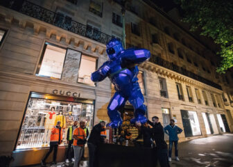 BACKSTAGE DE L’INSTALLATION à Paris-Madeleine