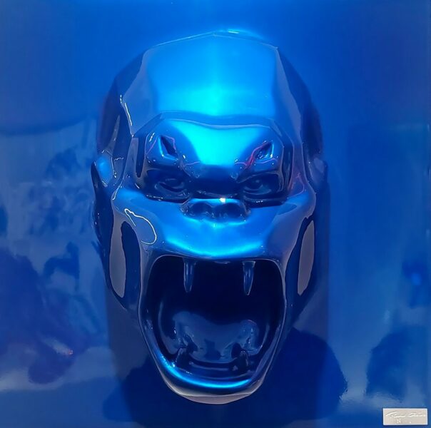 WILD KONG RELIEF - Glossy Resin - Mick blue